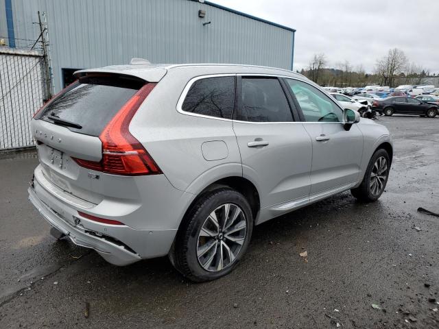 YV4L12RN5P1376179 - 2023 VOLVO XC60 PLUS SILVER photo 3