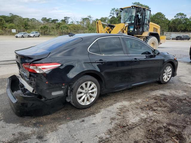 4T1B11HK2KU688351 - 2019 TOYOTA CAMRY L BLACK photo 3