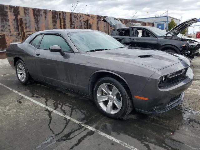 2C3CDZAG9NH261121 - 2022 DODGE CHALLENGER SXT GRAY photo 4