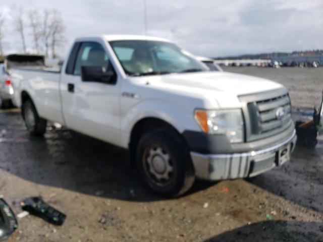 1FTMF1CW1AKA49607 - 2010 FORD F150 WHITE photo 4