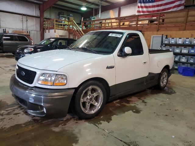 2FTZF0737YCA81699 - 2000 FORD F150 SVT LIGHTNING WHITE photo 1