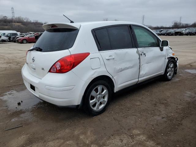 3N1BC13E69L414206 - 2009 NISSAN VERSA S WHITE photo 3