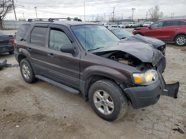 1FMCU93136KD17192 - 2006 FORD ESCAPE XLT CHARCOAL photo 4