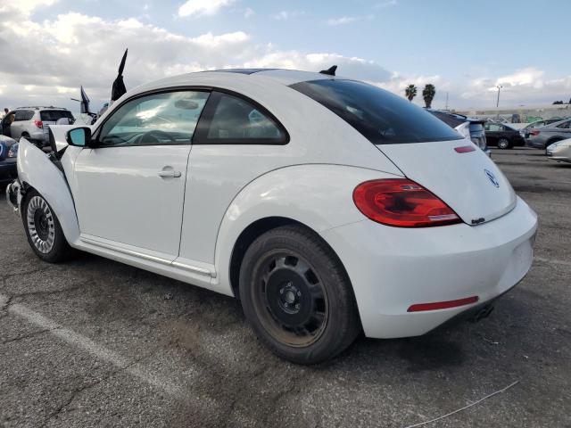 3VWJ17AT5FM639383 - 2015 VOLKSWAGEN BEETLE 1.8T WHITE photo 2