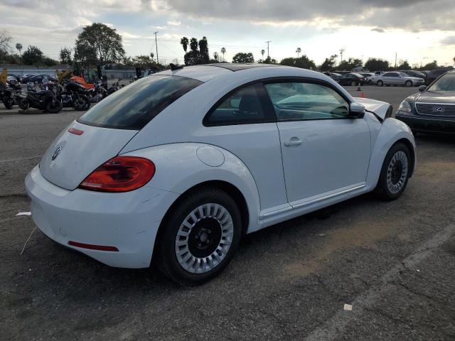 3VWJ17AT5FM639383 - 2015 VOLKSWAGEN BEETLE 1.8T WHITE photo 3