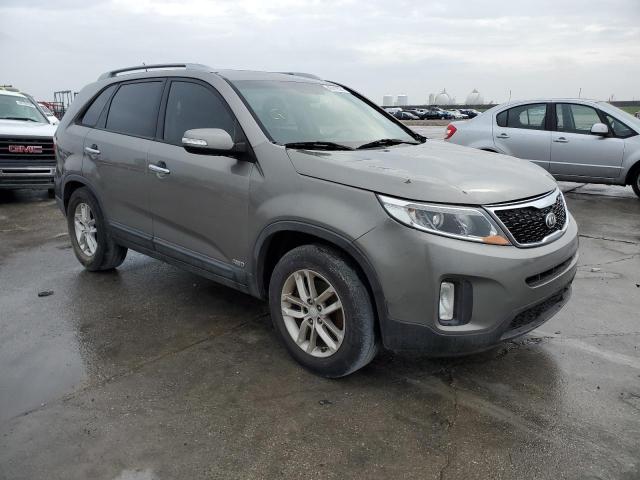 5XYKTCA66EG450161 - 2014 KIA SORENTO LX GRAY photo 4