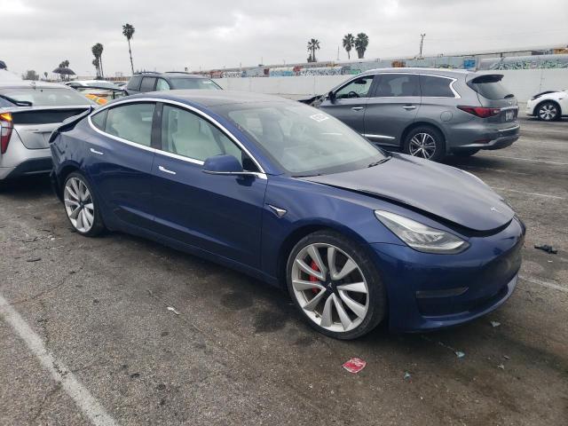 5YJ3E1EB3JF055737 - 2018 TESLA MODEL 3 BLUE photo 4