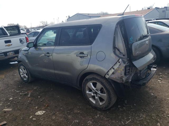 KNDJN2A21H7438191 - 2017 KIA SOUL GRAY photo 2