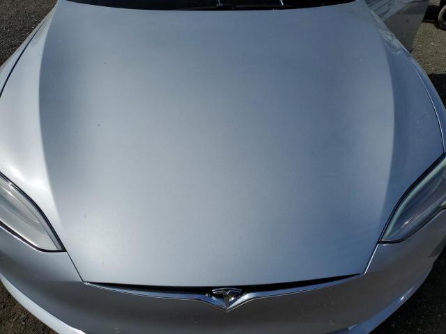 5YJSA1E12HF177935 - 2017 TESLA MODEL S ვერცხლისფერი ფოტო 11