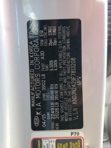 KNDJN2A29F7813208 - 2015 KIA SOUL SILVER photo 13