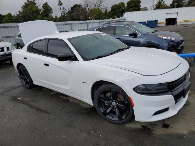 2C3CDXCT4JH238161 - 2018 DODGE CHARGER R/T WHITE photo 4