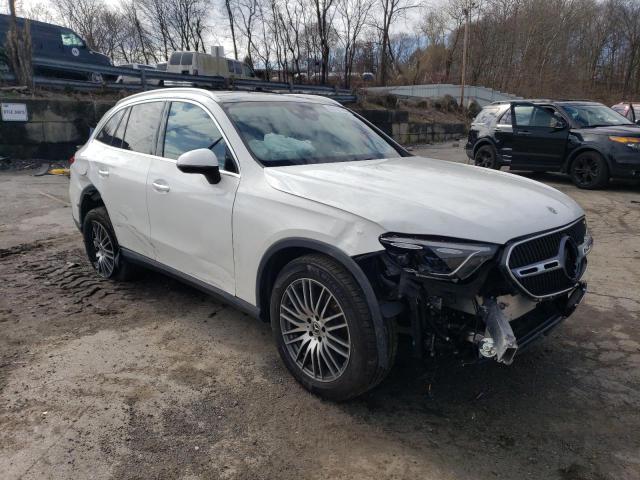 W1NKM4HB0PF023952 - 2023 MERCEDES-BENZ GLC 300 4MATIC WHITE photo 4