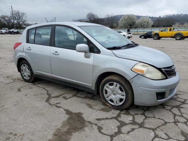 3N1BC1CP3BL380037 - 2011 NISSAN VERSA S SILVER photo 4