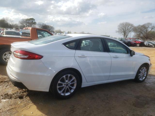 3FA6P0HD4KR246474 - 2019 FORD FUSION SE WHITE photo 3