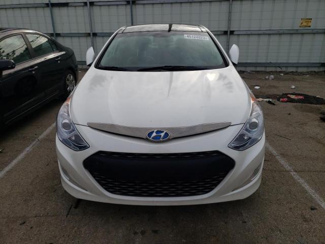 KMHEC4A45FA120221 - 2015 HYUNDAI SONATA HYBRID WHITE photo 5