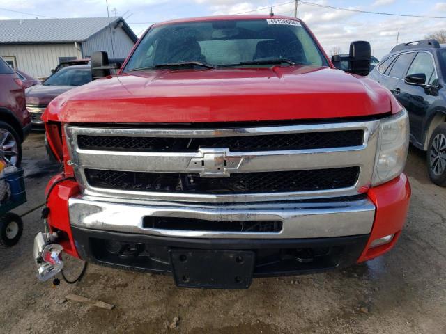 1GCRKSE35BZ149454 - 2011 CHEVROLET SILVERADO K1500 LT RED photo 5