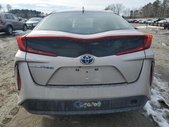 JTDKARFP9H3002595 - 2017 TOYOTA PRIUS PRIM 米色 照片 6