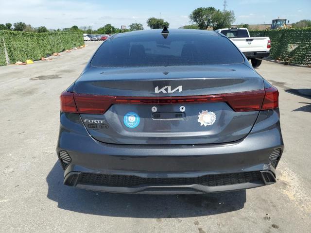 3KPF24AD7NE448196 - 2022 KIA FORTE FE GRAY photo 6