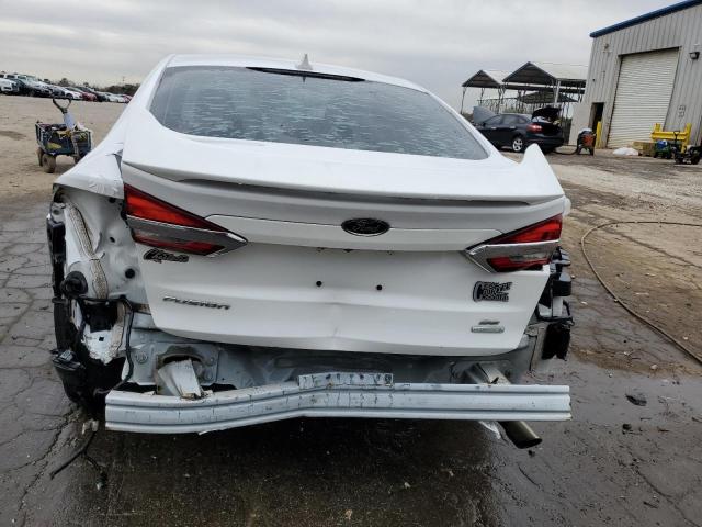 3FA6P0HD7KR246114 - 2019 FORD FUSION SE WHITE photo 6