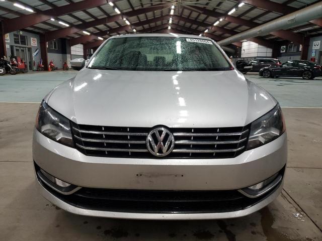 1VWCN7A31DC038113 - 2013 VOLKSWAGEN PASSAT SEL SILVER photo 5