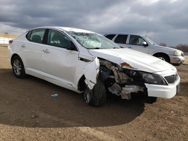 KNAGM4A77D5351810 - 2013 KIA OPTIMA LX WHITE photo 4