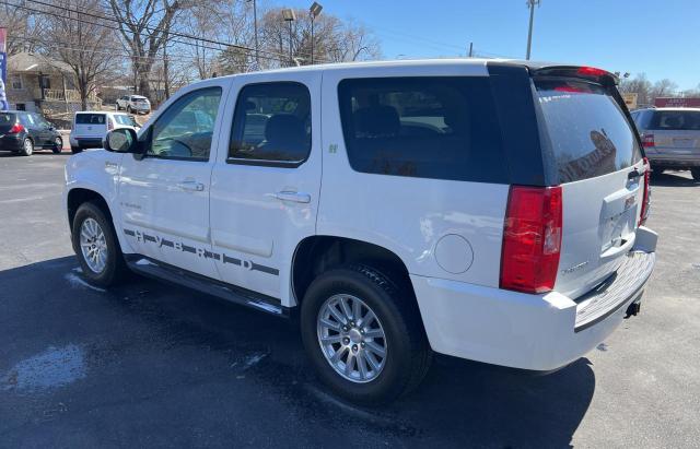 1GKFK13508R232661 - 2008 GMC YUKON HYBRID WHITE photo 3