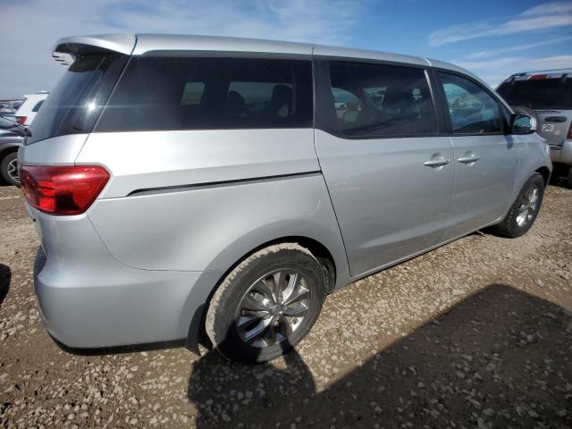 KNDMB5C12L6618368 - 2020 KIA SEDONA LX SILVER photo 3