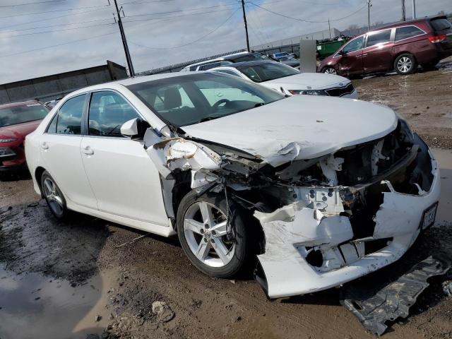 4T1BF1FK2DU273974 - 2013 TOYOTA CAMRY L WHITE photo 4