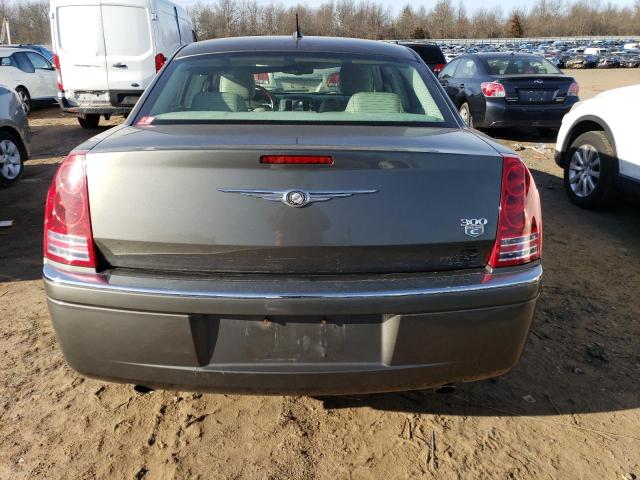 2C3KA63H28H133610 - 2008 CHRYSLER 300C GRAY photo 6