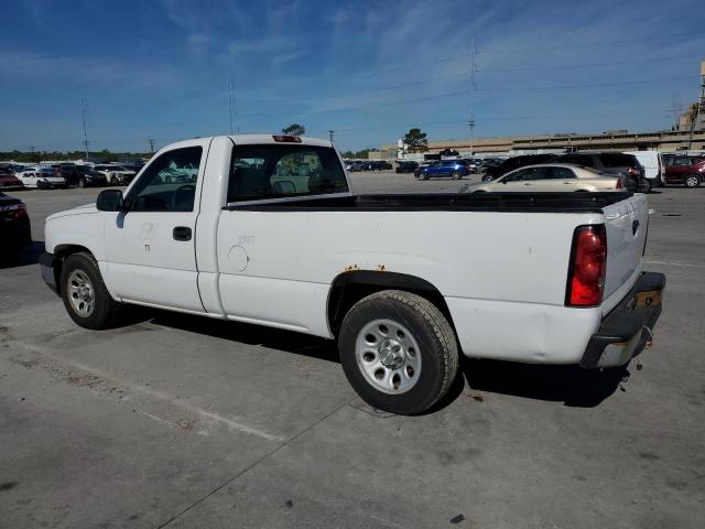 3GCEC14X37G235976 - 2007 CHEVROLET SILVERADO C1500 CLASSIC WHITE photo 2