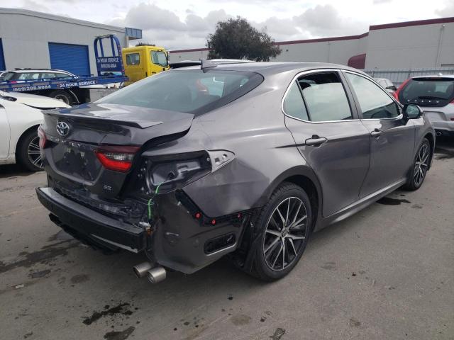 4T1G11AK9PU773856 - 2023 TOYOTA CAMRY SE NIGHT SHADE GRAY photo 3