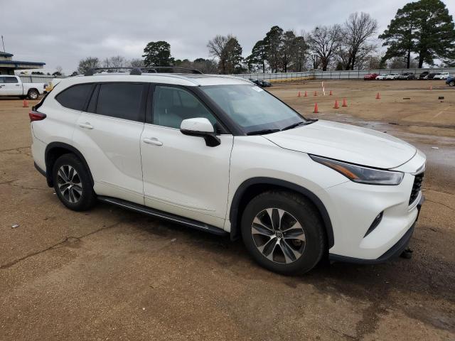 5TDGZRAH4MS522906 - 2021 TOYOTA HIGHLANDER XLE 白色 照片 4