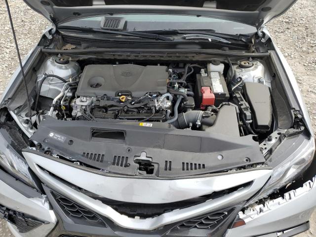 4T1K61AK2PU133905 - 2023 TOYOTA CAMRY XSE SILVER photo 11