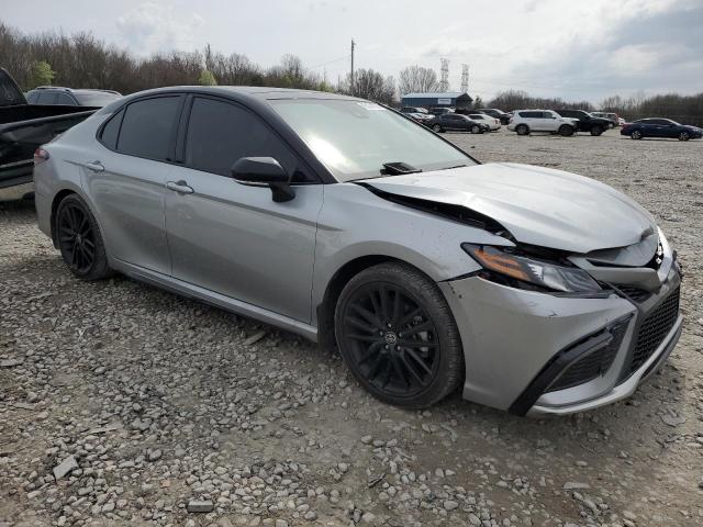 4T1K61AK2PU133905 - 2023 TOYOTA CAMRY XSE SILVER photo 4