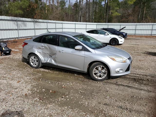 1FAHP3H29CL430866 - 2012 FORD FOCUS SEL SILVER photo 4