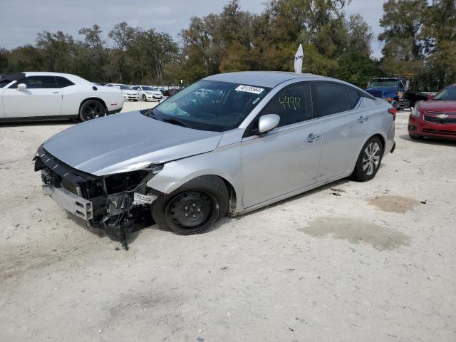 1N4BL4BV2LC252521 - 2020 NISSAN ALTIMA S SILVER photo 1