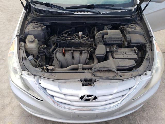 5NPEB4AC2BH075577 - 2011 HYUNDAI SONATA GLS SILVER photo 11