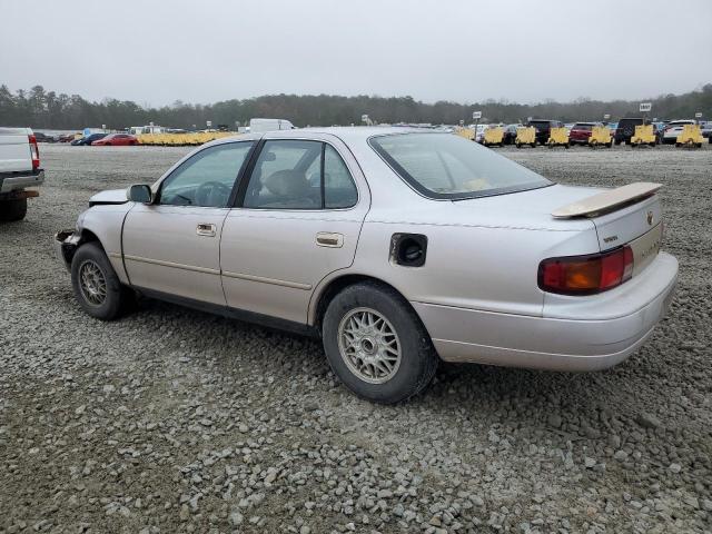 4T1BG12K1TU705665 - 1996 TOYOTA CAMRY DX SILVER photo 2