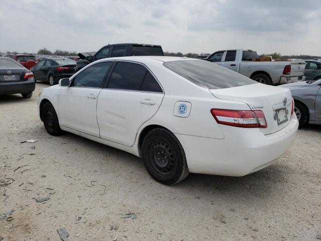 4T1BF3EK5BU646001 - 2011 TOYOTA CAMRY BASE WHITE photo 2