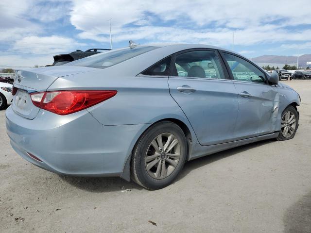 5NPEB4AC4BH102729 - 2011 HYUNDAI SONATA GLS SILVER photo 3