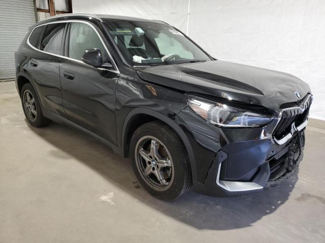 WBX73EF0XP5X30234 - 2023 BMW X1 XDRIVE28I BLACK photo 4