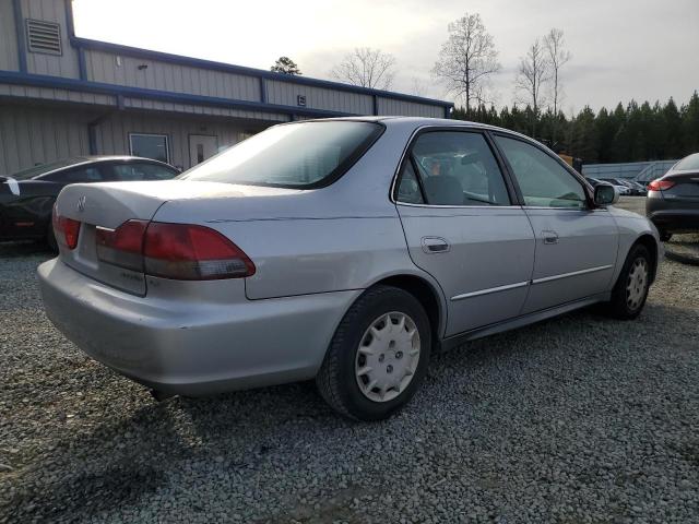 1HGCG56471A119046 - 2001 HONDA ACCORD LX GRAY photo 3