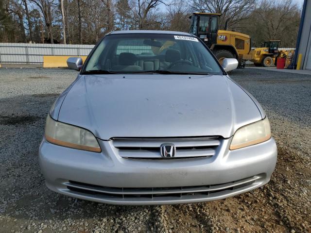 1HGCG56471A119046 - 2001 HONDA ACCORD LX GRAY photo 5