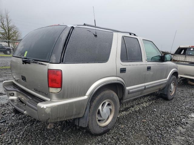 1GNDT13W712110877 - 2001 CHEVROLET BLAZER SILVER photo 3