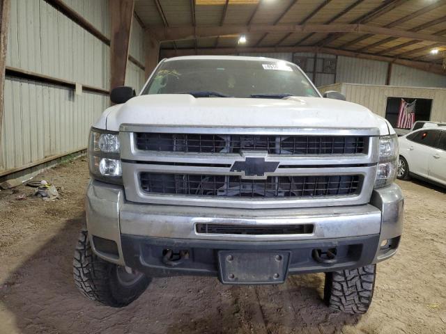 1GC2KVCGXBZ188775 - 2011 CHEVROLET SILVERADO K2500 HEAVY DUTY WHITE photo 5