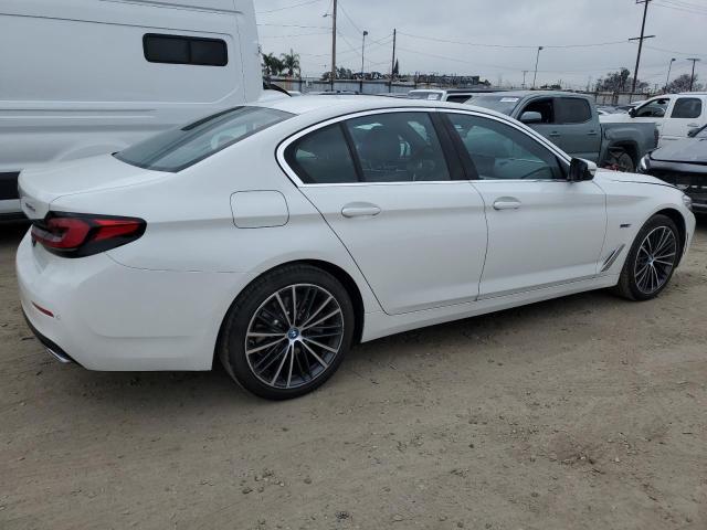 WBA13AG05PCN68838 - 2023 BMW 530E WHITE photo 3