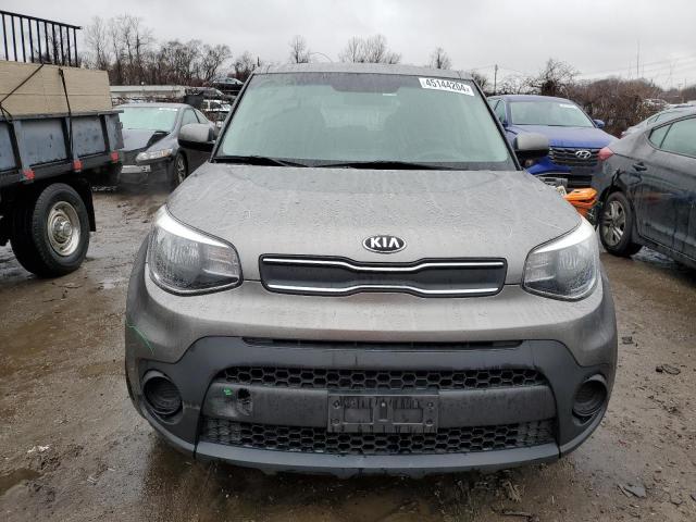 KNDJN2A26K7682233 - 2019 KIA SOUL GRAY photo 5