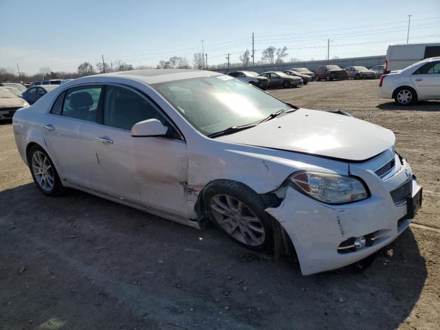 1G1ZE5E72BF377711 - 2011 CHEVROLET MALIBU LTZ WHITE photo 4