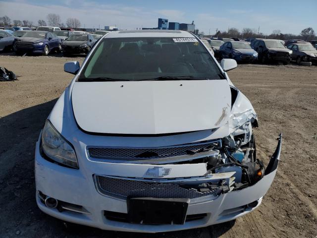 1G1ZE5E72BF377711 - 2011 CHEVROLET MALIBU LTZ თეთრი ფოტო 5