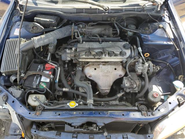 JHMCF86442C000295 - 2002 HONDA ACCORD DX BLUE photo 11